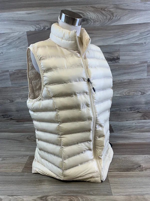 Vest Puffer & Quilted By Clothes Mentor In Ivory, Size: L