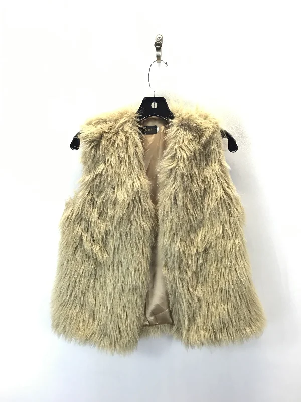 Vest Faux Fur & Sherpa By Clothes Mentor In Tan, Size: Xxl